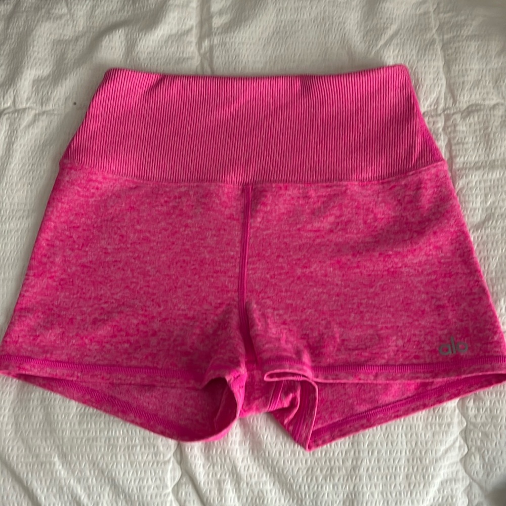 Alosoft Aura Short Size Small -Neon Pink Heather